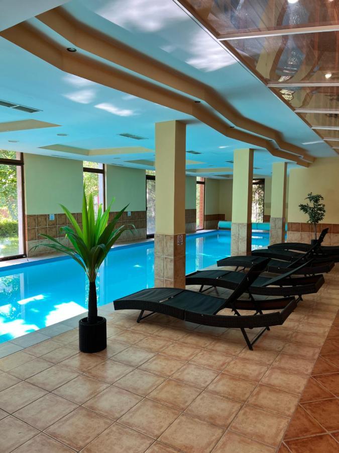 希欧福克Dorina Wellness公寓 外观 照片